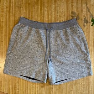 Lululemon At Ease Shorts 7”